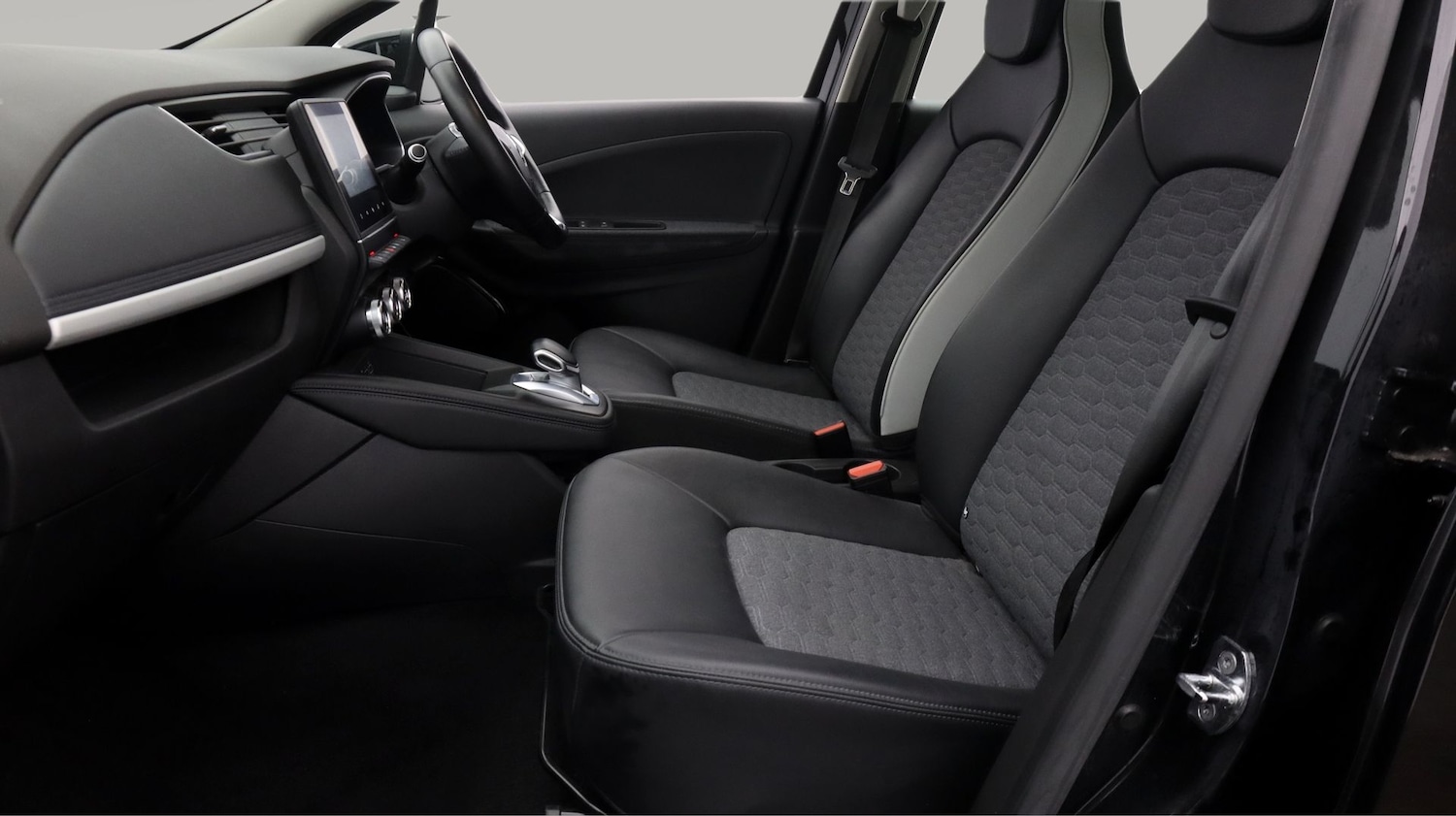 Used Renault Zoe 2022 for sale - 77204020: Photo 14