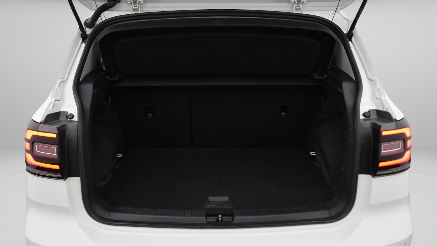 Used Volkswagen T-Cross 2021 for sale - 76485270: Photo 17