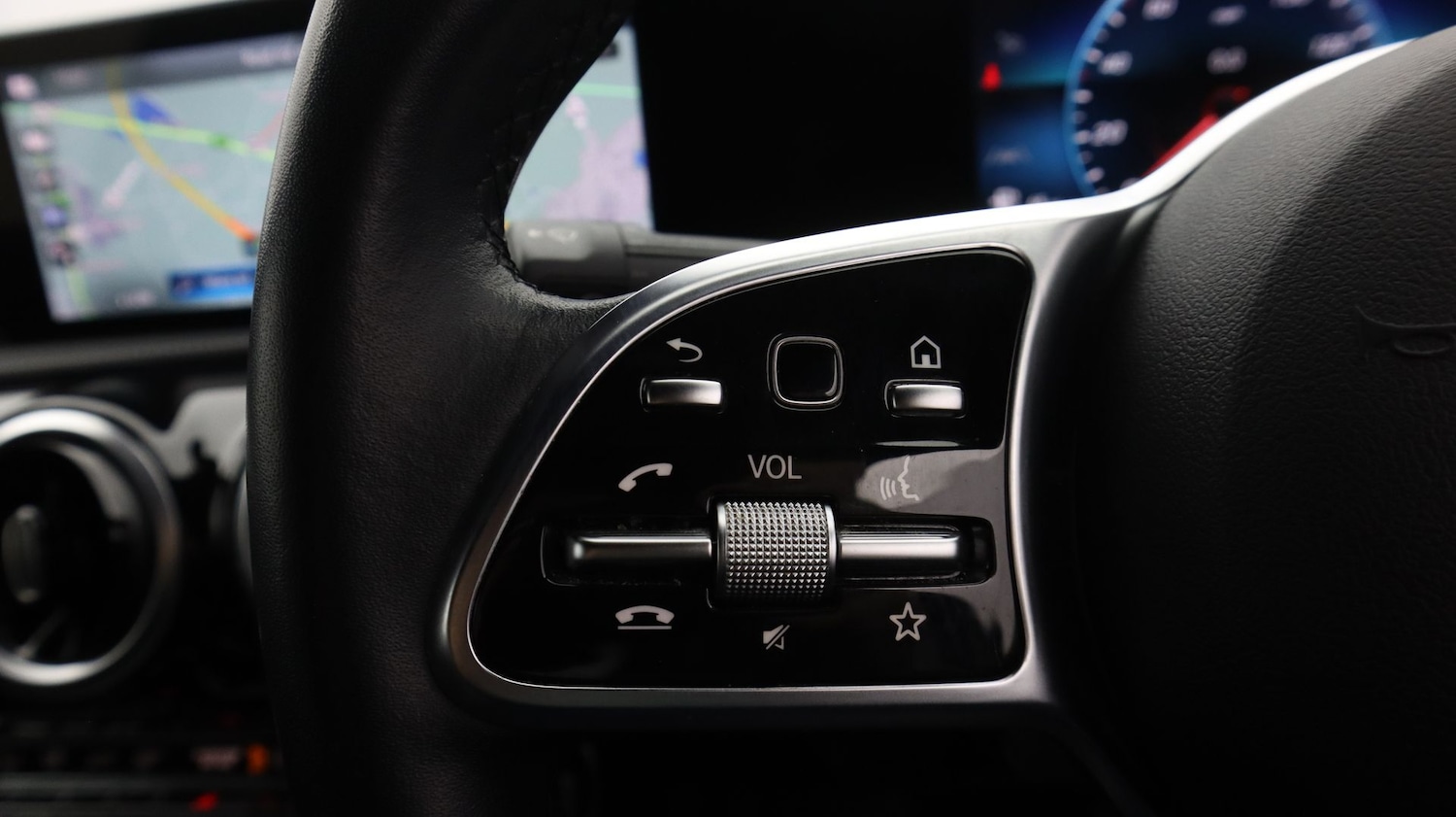 Used Mercedes-Benz A-Class 2019 for sale - 77953756: Photo 23