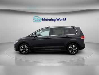 Used Volkswagen Touran 2022 for sale - 78099002: Photo