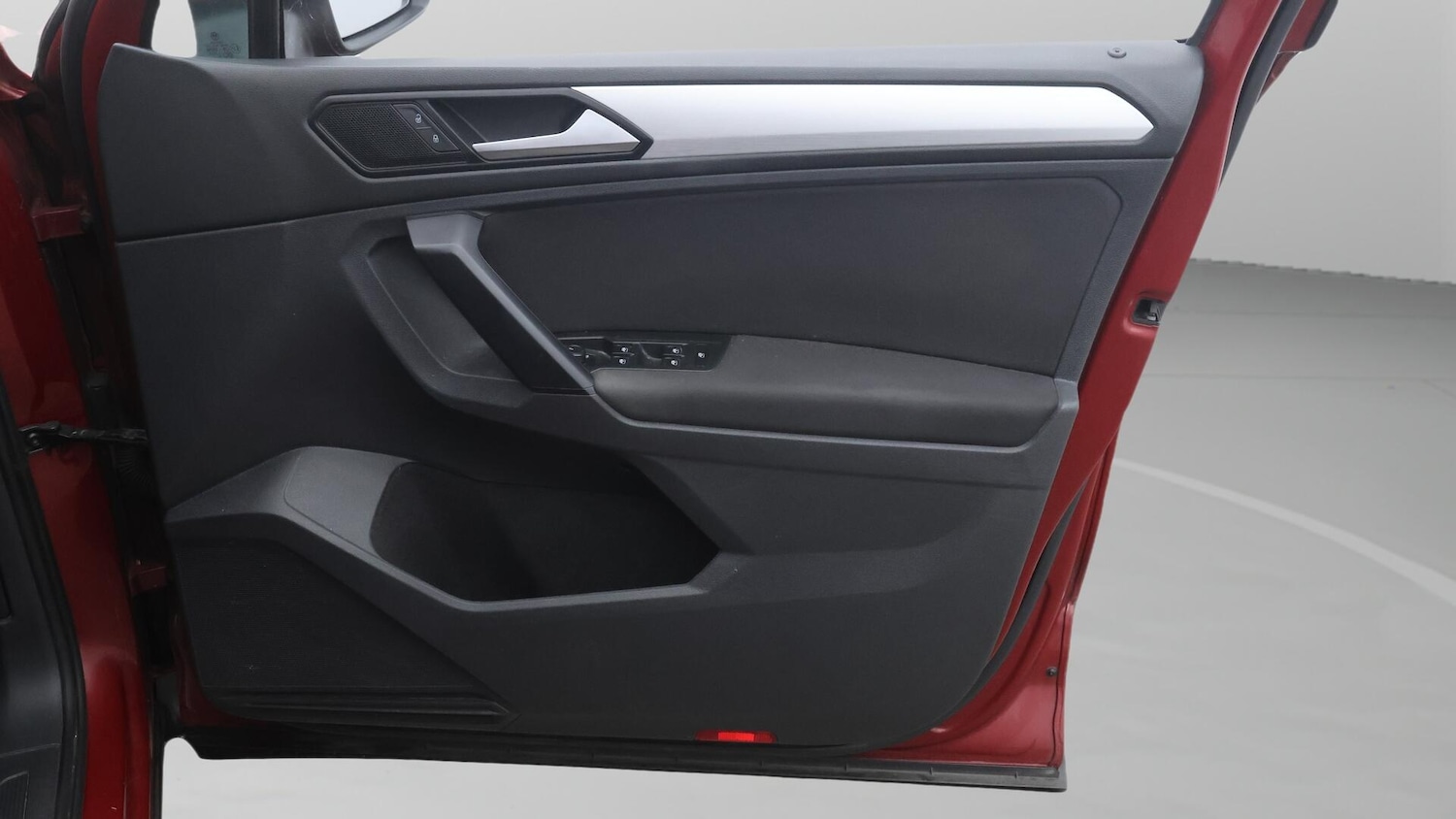 Used Volkswagen Tiguan for sale - 76728285: Photo 16