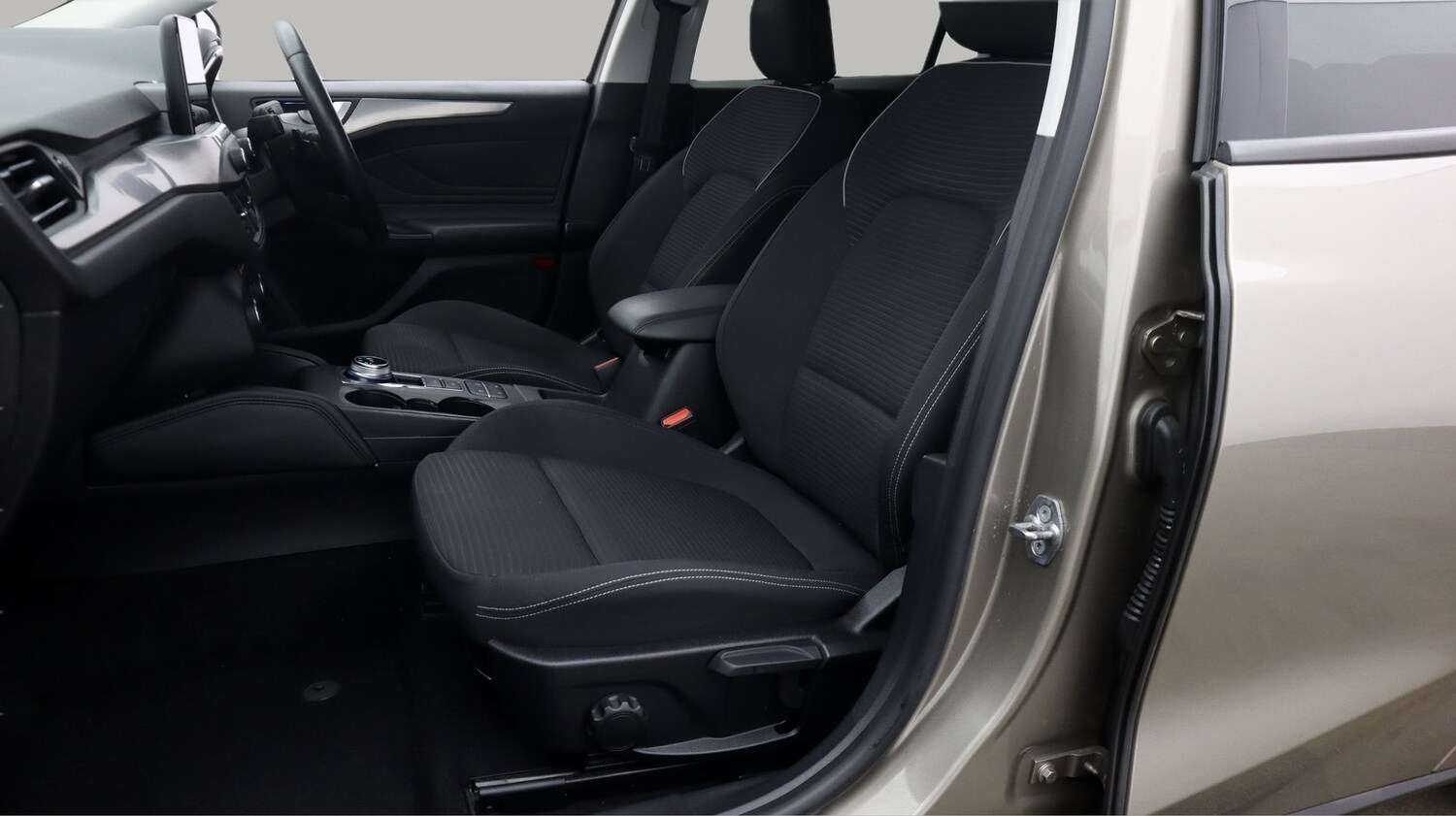 Used Ford Focus 2019 for sale - 77355134: Photo 14