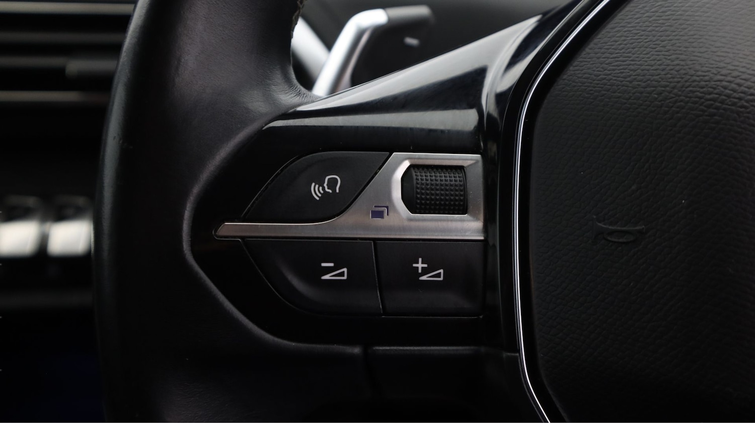 Used Peugeot 3008 2020 for sale - 77617585: Photo 21