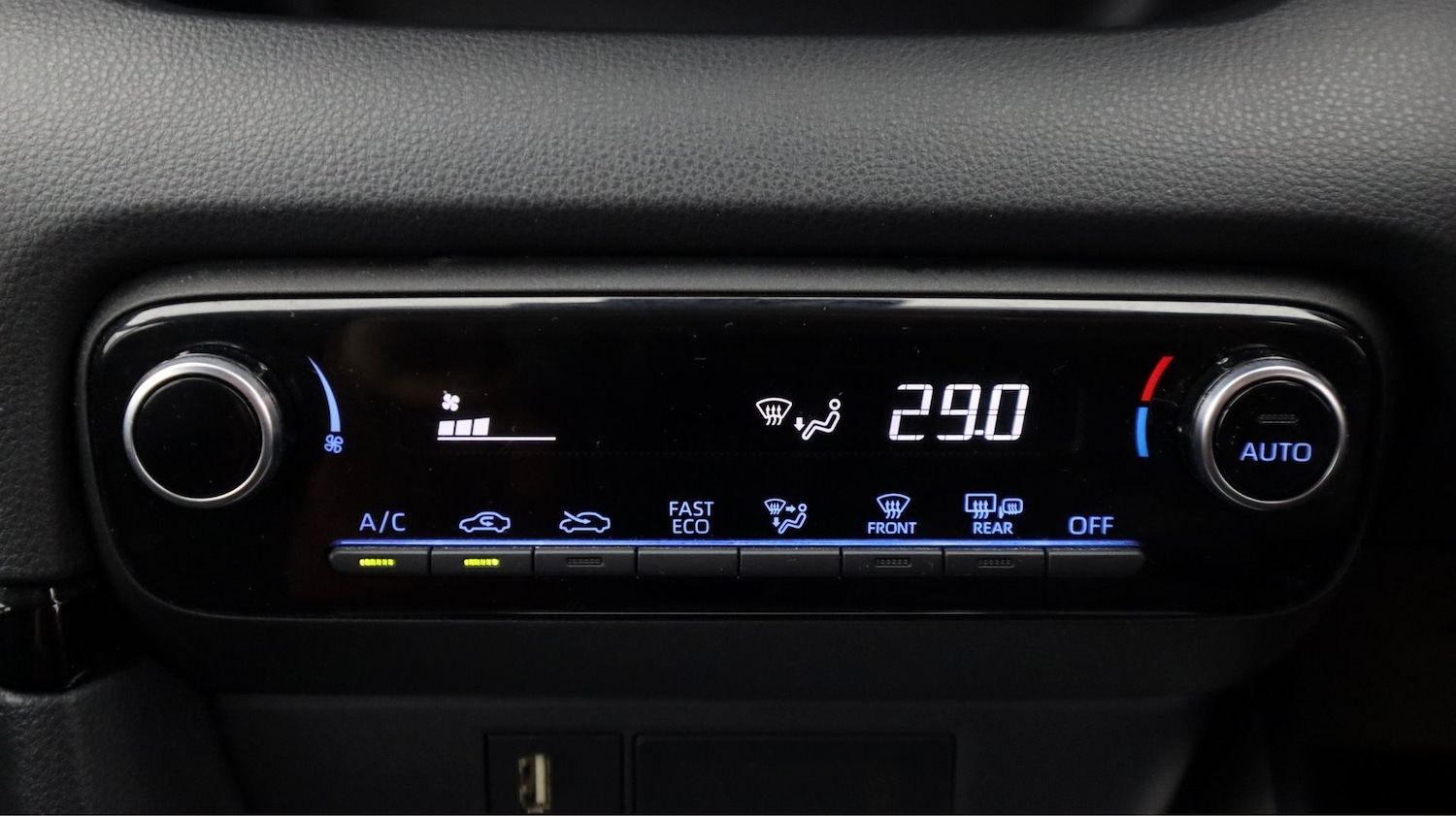 Used Toyota Yaris 2022 for sale - 77595139: Photo 12