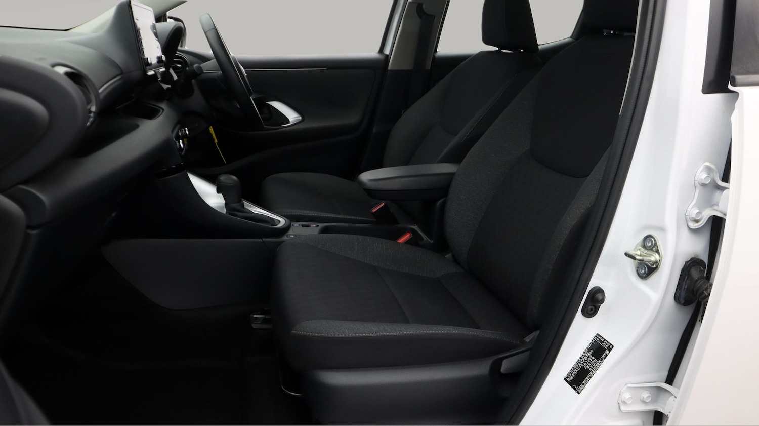 Used Toyota Yaris 2022 for sale - 77595139: Photo 14