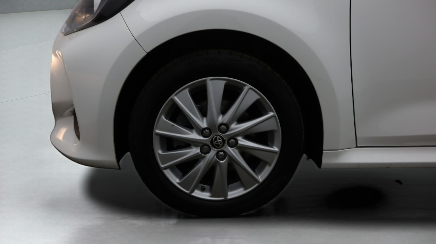 Used Toyota Yaris 2022 for sale - 77595139: Photo 18