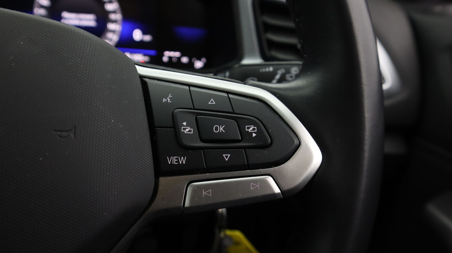 Used Volkswagen T-Roc 2022 for sale - 77417088: Photo 24