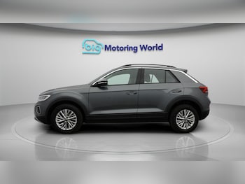 Used Volkswagen T-Roc 2022 for sale - 77417088: Photo