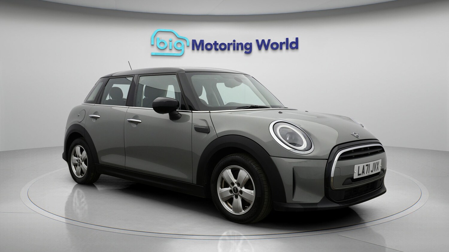 Used MINI Hatch 2022 for sale - 77045530: Photo 5