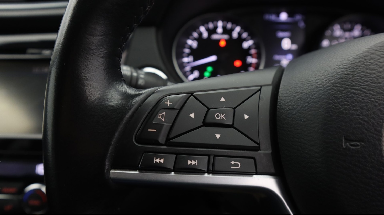 Used Nissan Qashqai 2018 for sale - 78081665: Photo 23