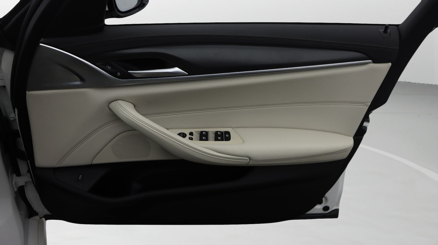 Used BMW 5 Series 2022 for sale - 77689454: Photo 15