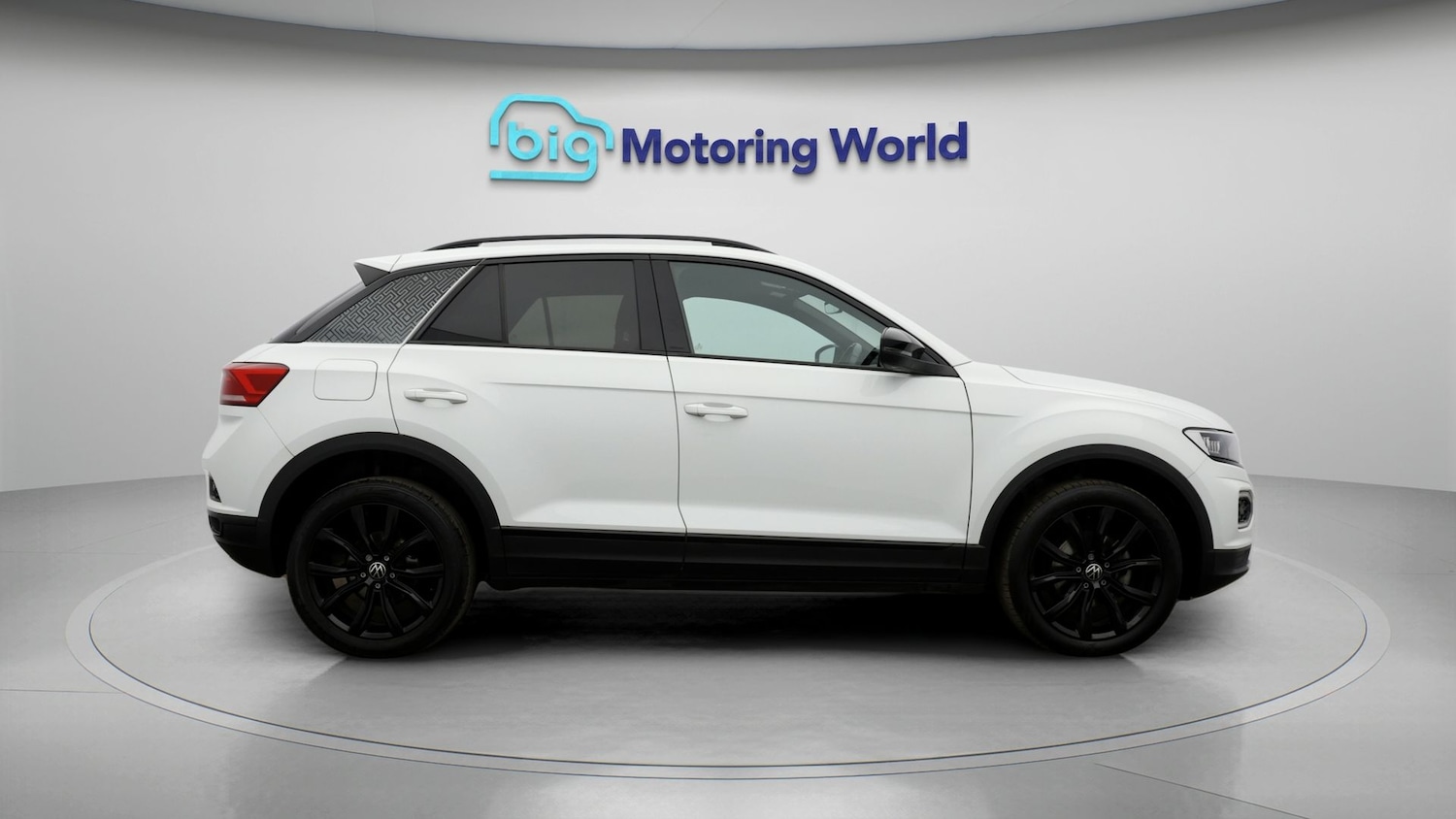 Used Volkswagen T-Roc 2021 for sale - 77357528: Photo 8