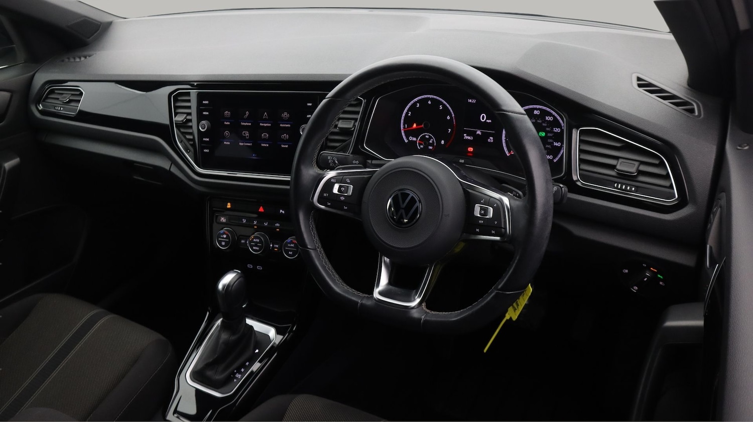 Used Volkswagen T-Roc 2021 for sale - 77357528: Photo 9