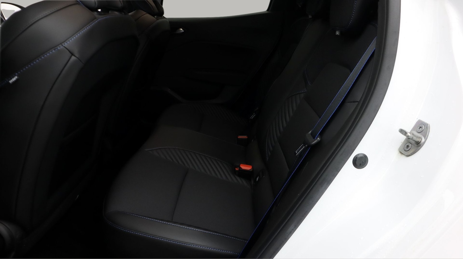 Used Renault Clio 2024 for sale - 78042467: Photo 16