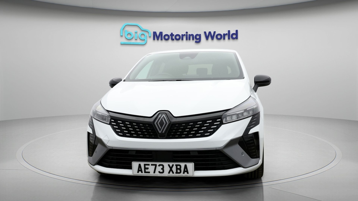 Used Renault Clio 2024 for sale - 78042467: Photo 2