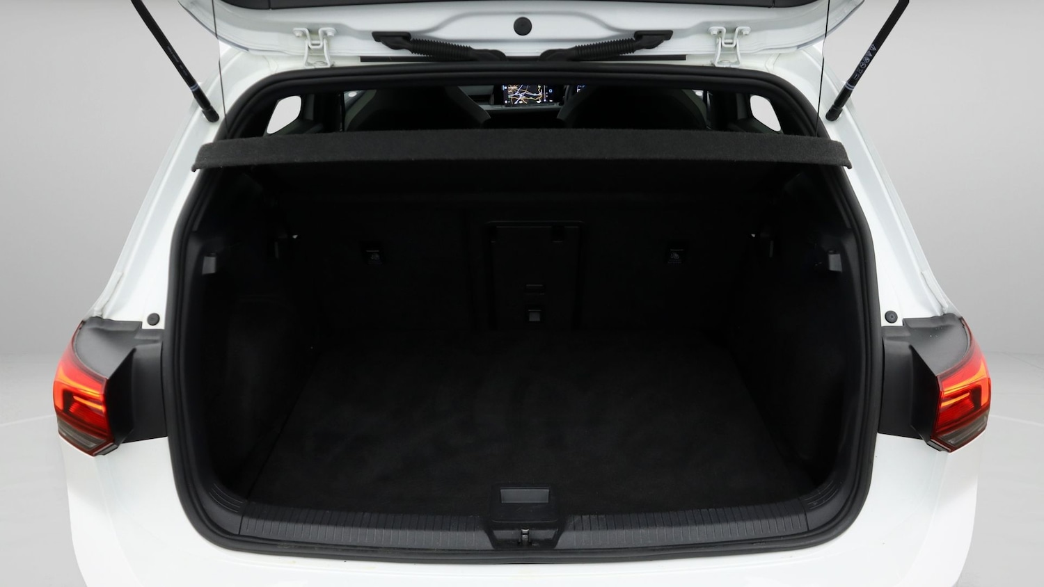 Used Volkswagen Golf for sale - 77750401: Photo 17