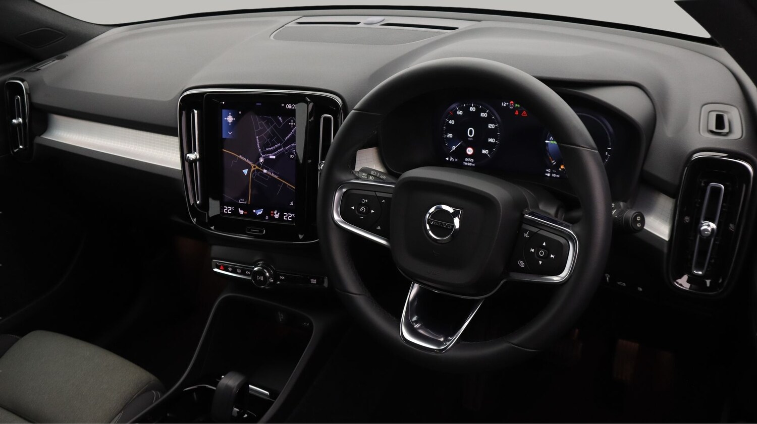 Used Volvo XC40 2023 for sale - 77248363: Photo 9