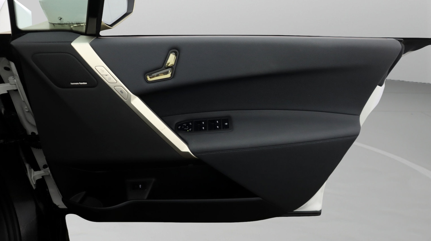 Used BMW iX 2022 for sale - 77261815: Photo 15