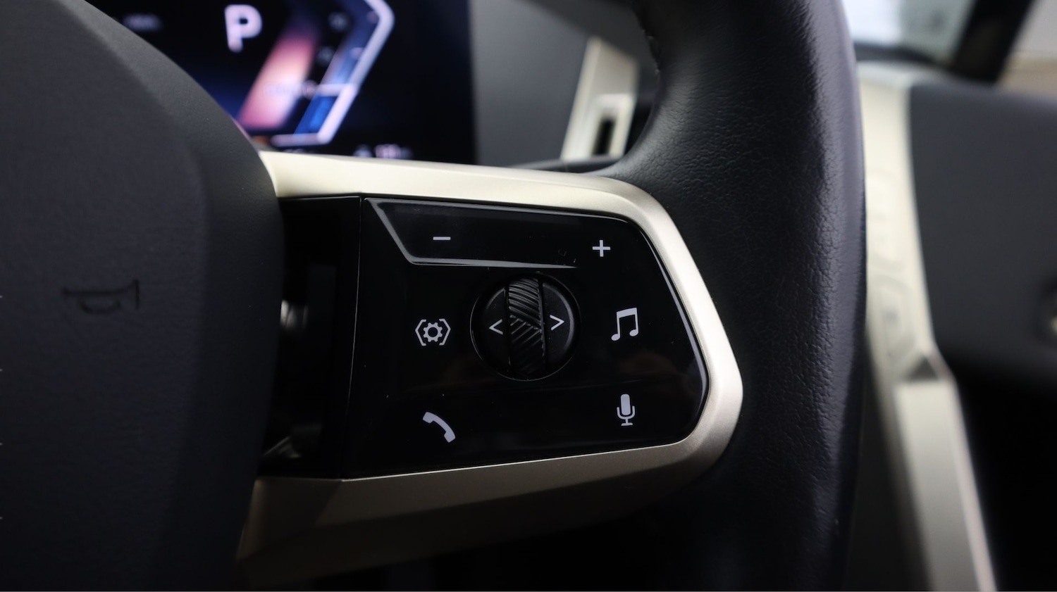 Used BMW iX 2022 for sale - 77261815: Photo 25