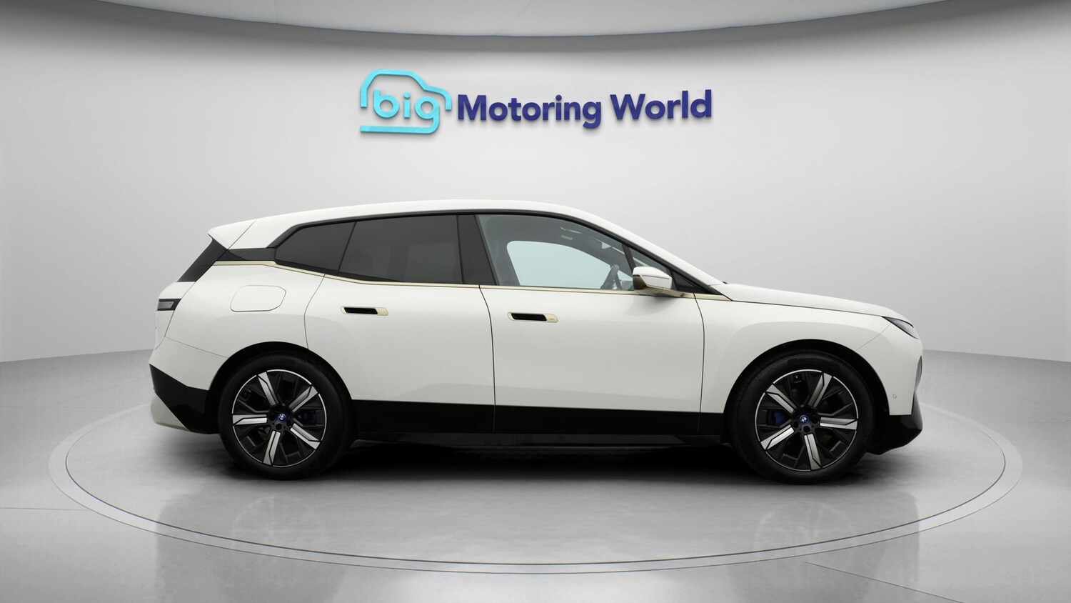 Used BMW iX 2022 for sale - 77261815: Photo 8