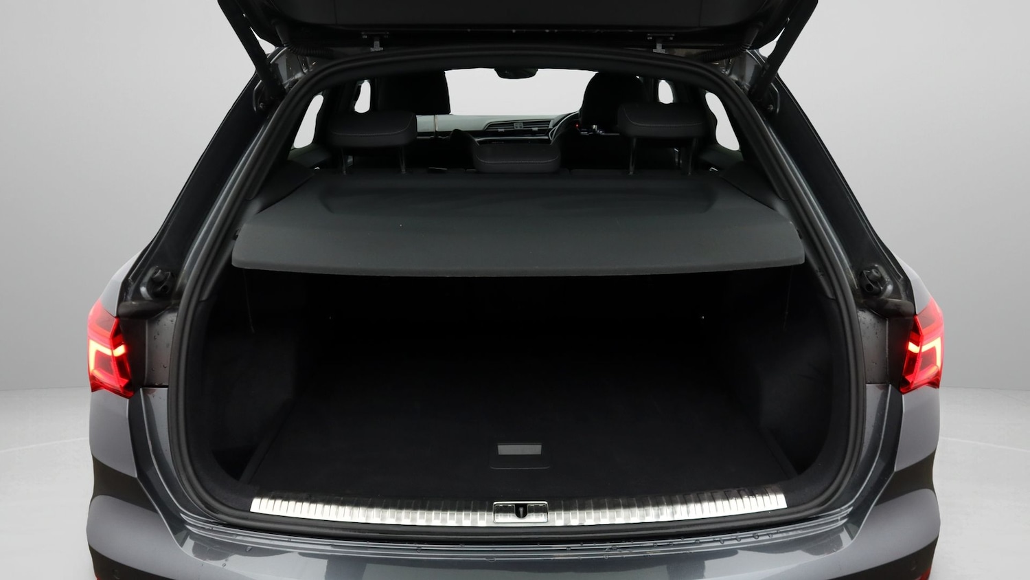 Used Audi Q3 2021 for sale - 77409755: Photo 17