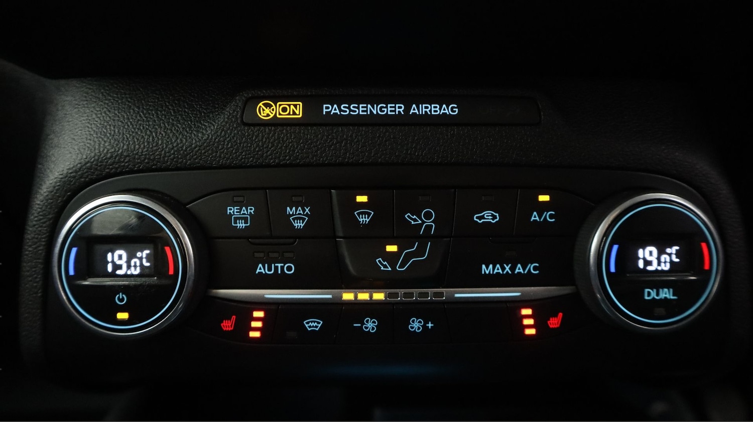 Used Ford Focus 2020 for sale - 78042458: Photo 12