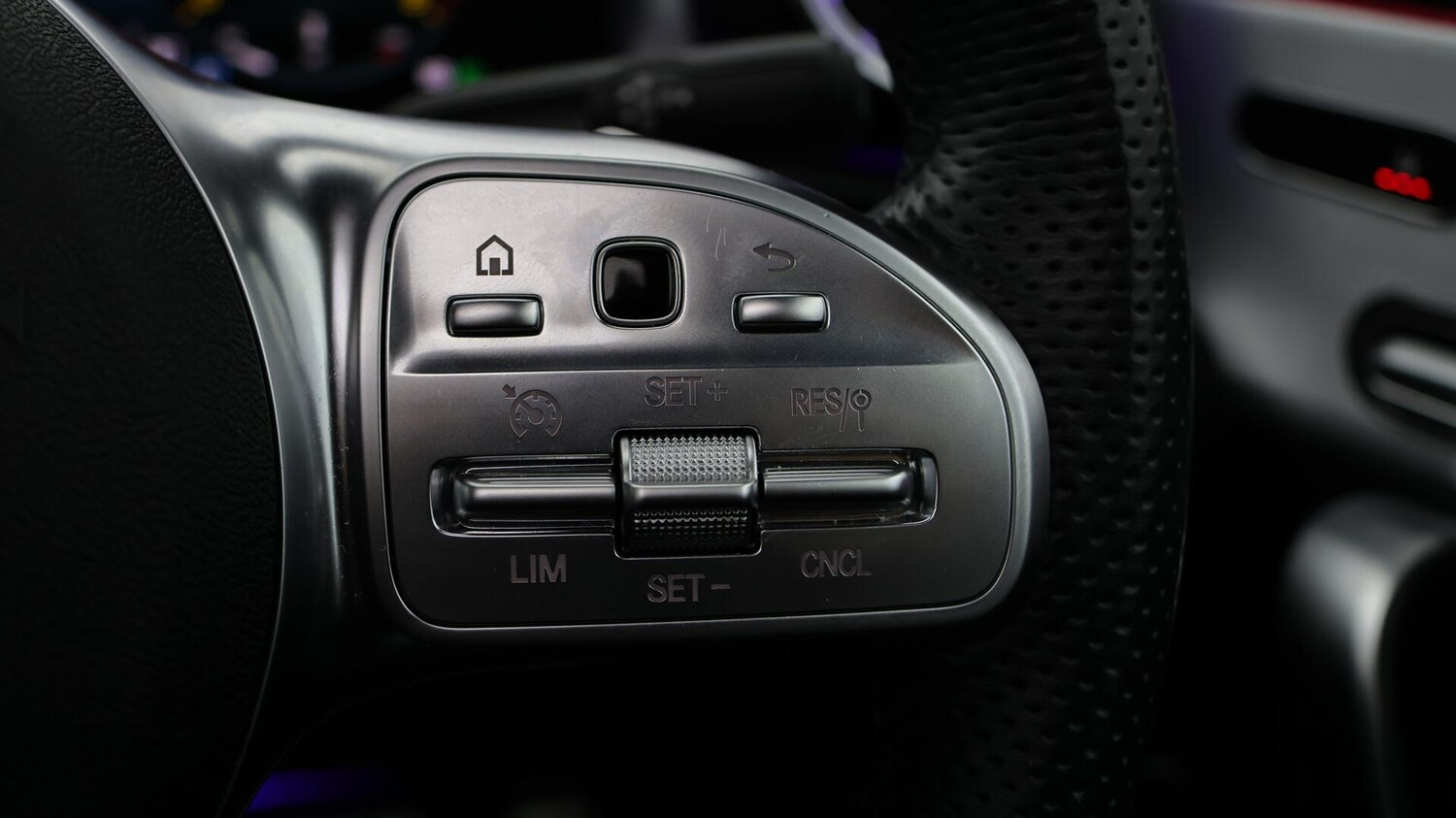 Used Mercedes-Benz CLA for sale - 76473847: Photo 25