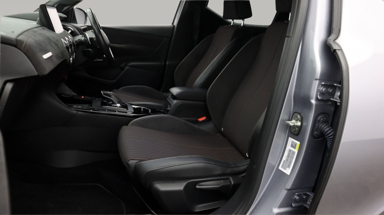 Used DS Automobiles DS 3 2020 for sale - 77502481: Photo 14