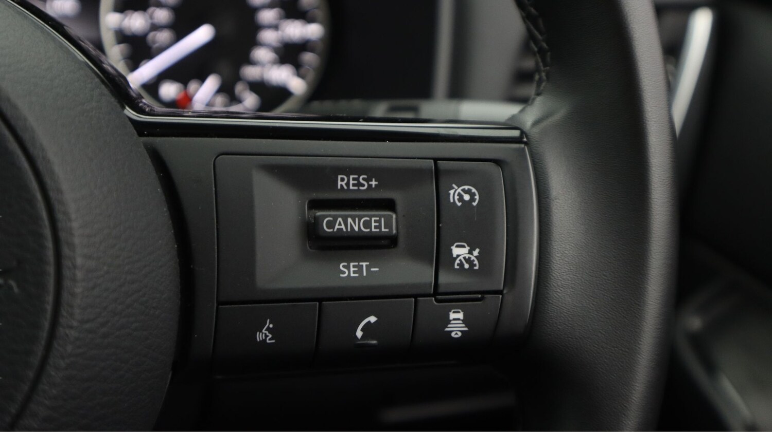 Used Nissan Qashqai for sale - 77761693: Photo 22