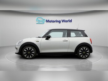 Used MINI Hatch 2020 for sale - 77783035: Photo