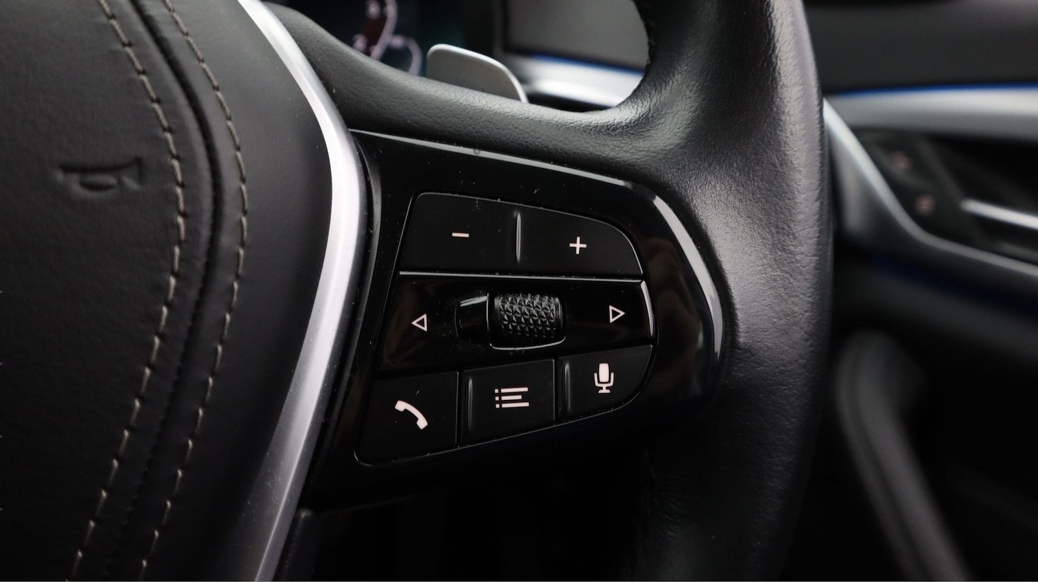 Used BMW 5 Series 2023 for sale - 77223397: Photo 25