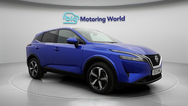 Used Nissan Qashqai 2021 for sale - 76122061: Photo 2