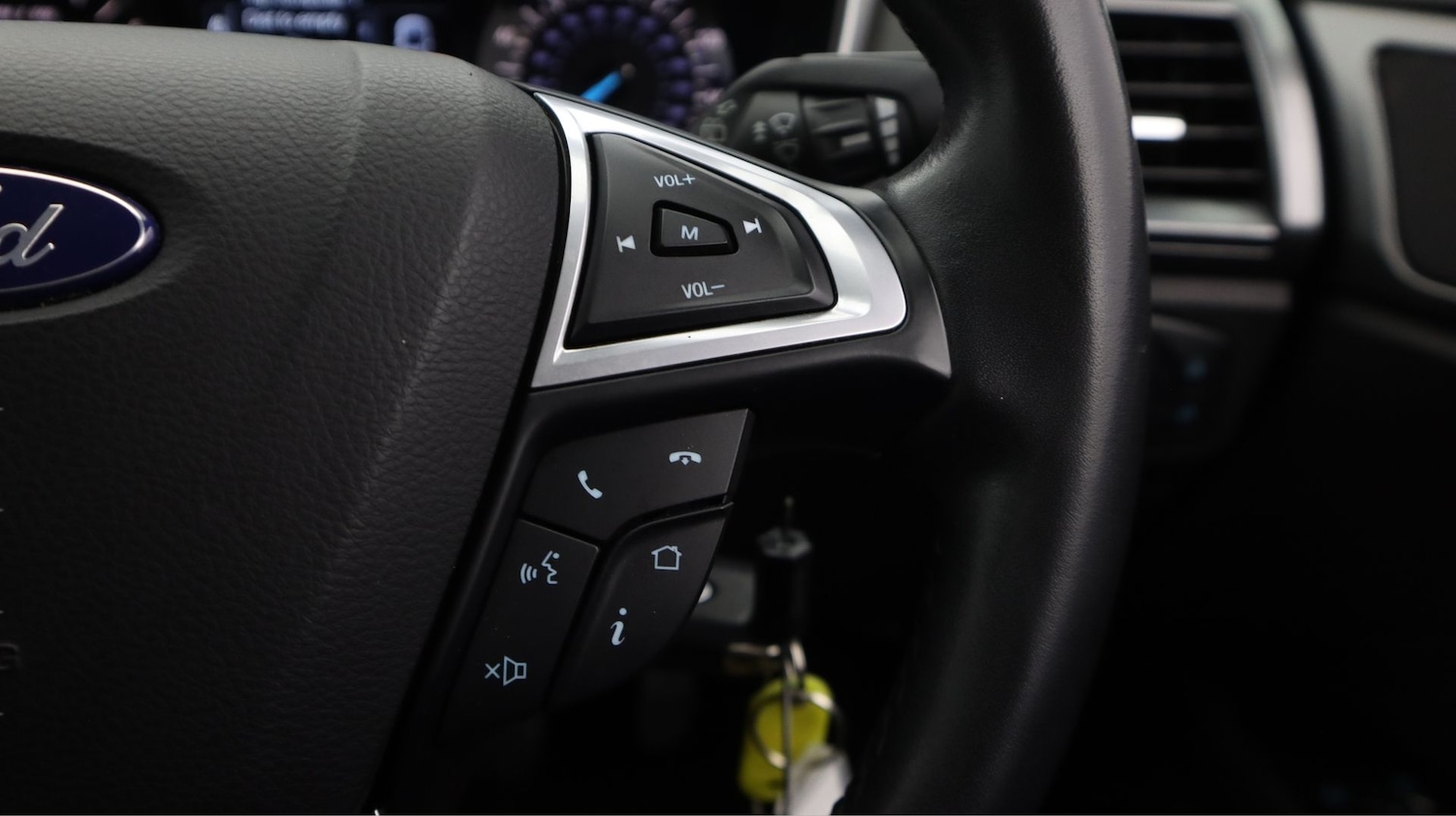 Used Ford Mondeo 2017 for sale - 77195580: Photo 21