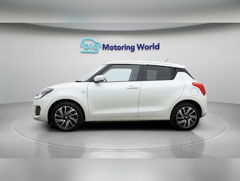 Used Suzuki Swift 2023 for sale - 79477934: Photo