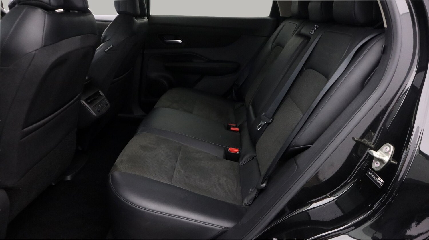 Used Nissan ARIYA 2023 for sale - 77584913: Photo 16