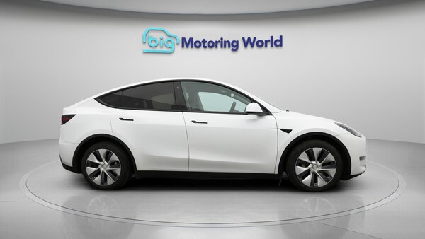 Used Tesla Model Y 2022 for sale - 76158665: Photo 9