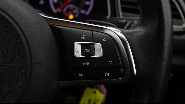 Used Volkswagen T-Roc 2021 for sale - 76200358: Photo 23