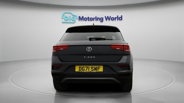 Used Volkswagen T-Roc 2021 for sale - 76200358: Photo 7
