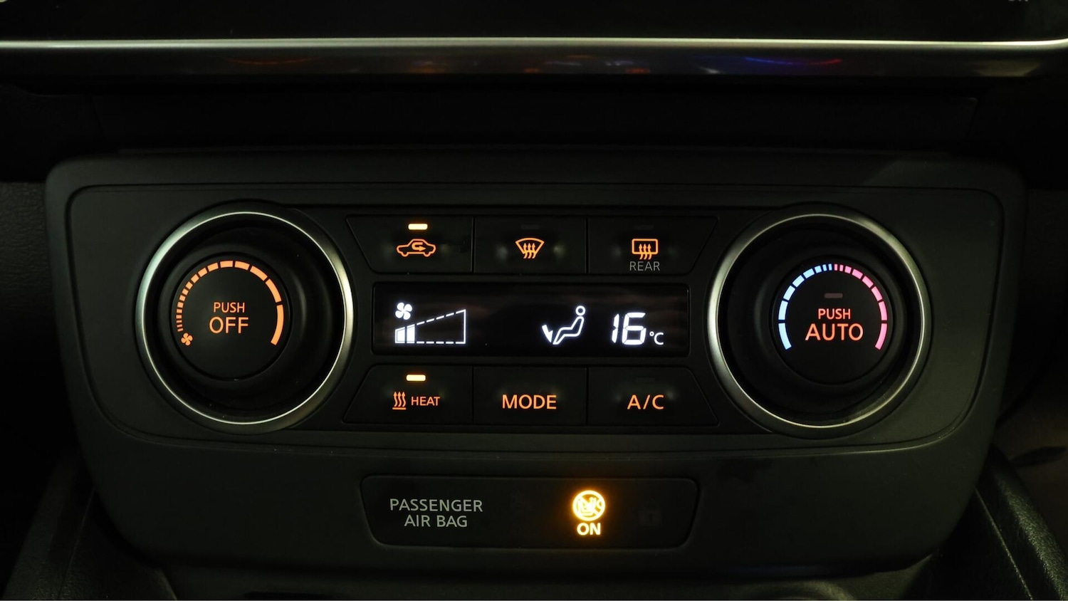 Used Nissan Leaf 2022 for sale - 76348942: Photo 13