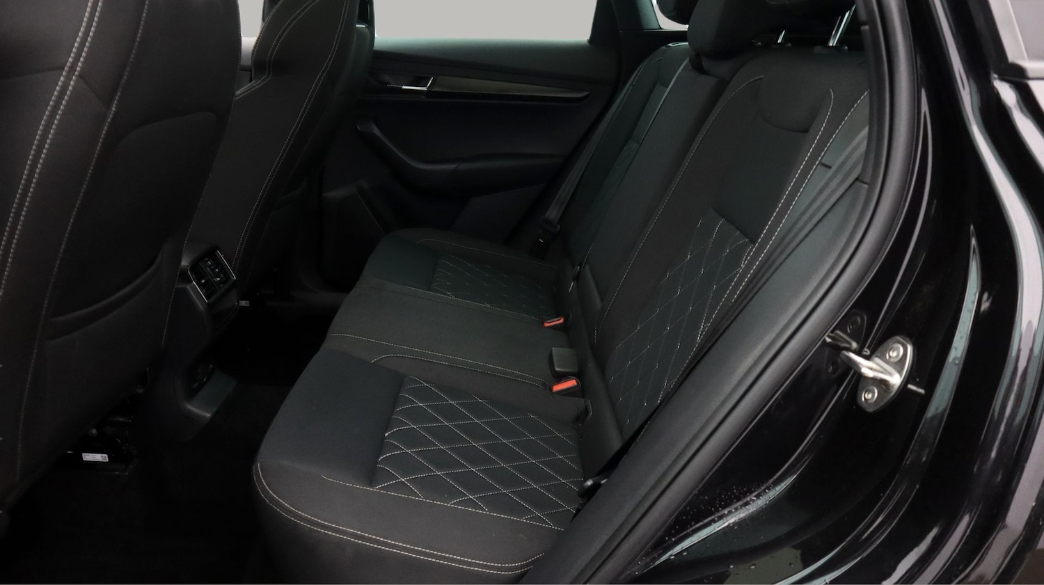 Used Skoda Karoq for sale - 78110043: Photo 16