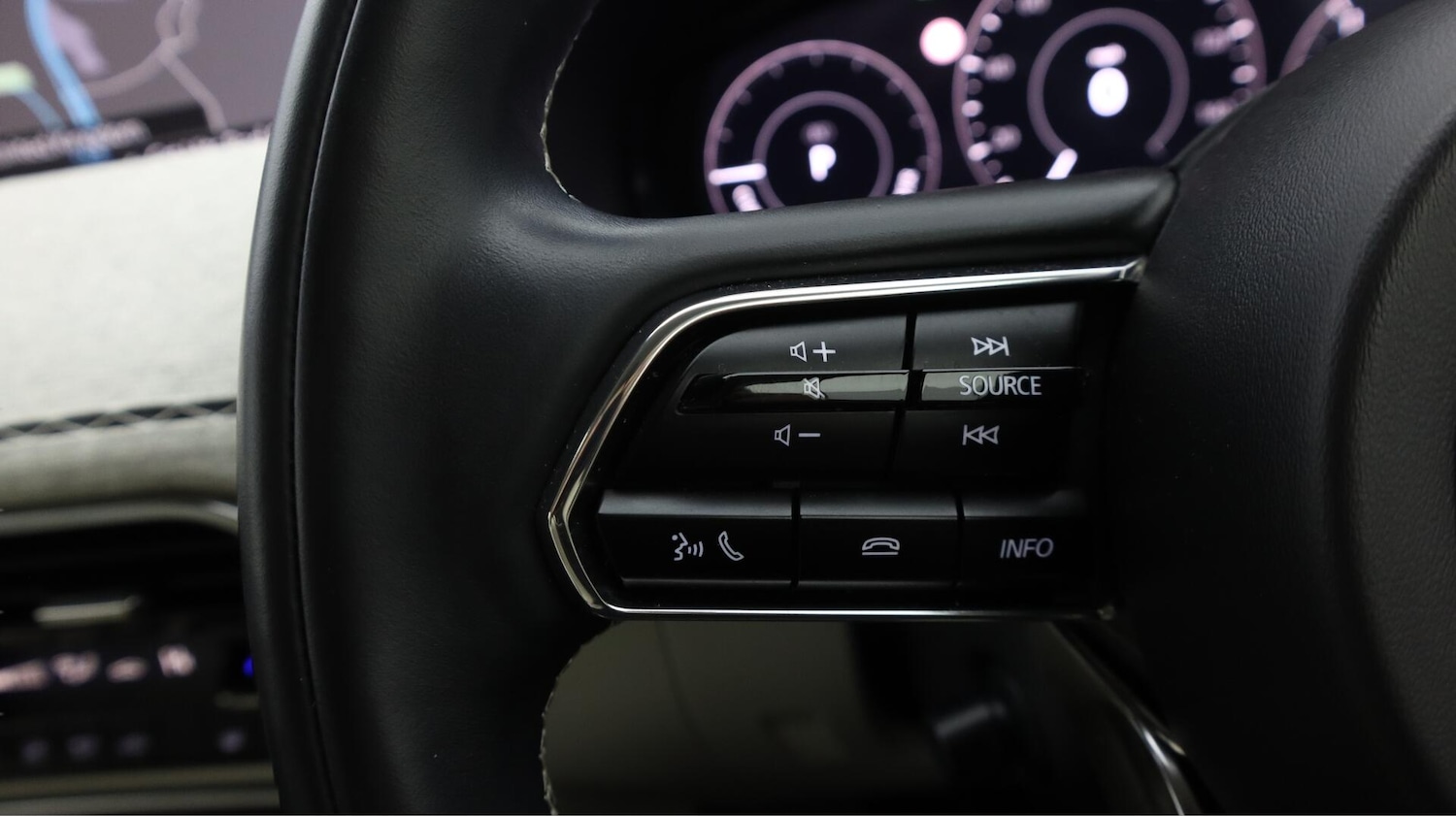 Used Mazda CX-60 2022 for sale - 76714616: Photo 26