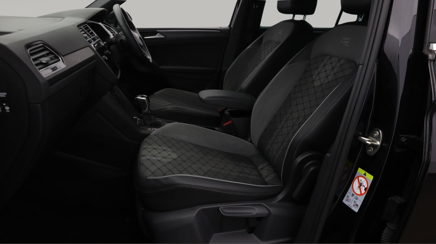 Used Volkswagen Tiguan 2021 for sale - 78202601: Photo 14