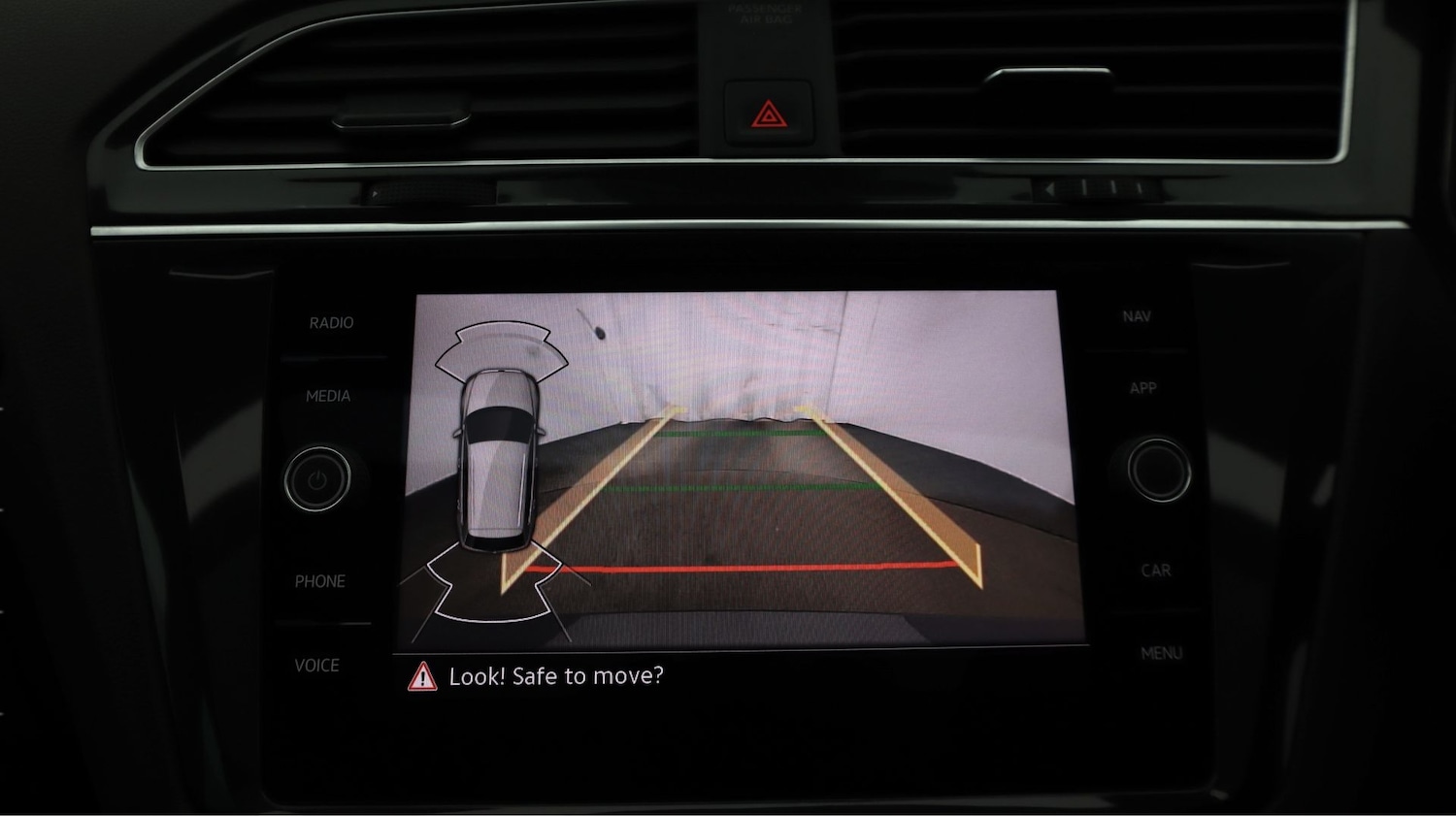 Used Volkswagen Tiguan 2021 for sale - 78202601: Photo 25