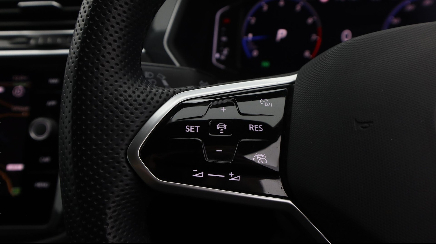 Used Volkswagen Tiguan 2021 for sale - 78202601: Photo 27