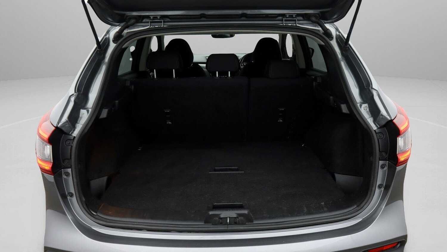 Used Nissan Qashqai 2019 for sale - 77802185: Photo 17