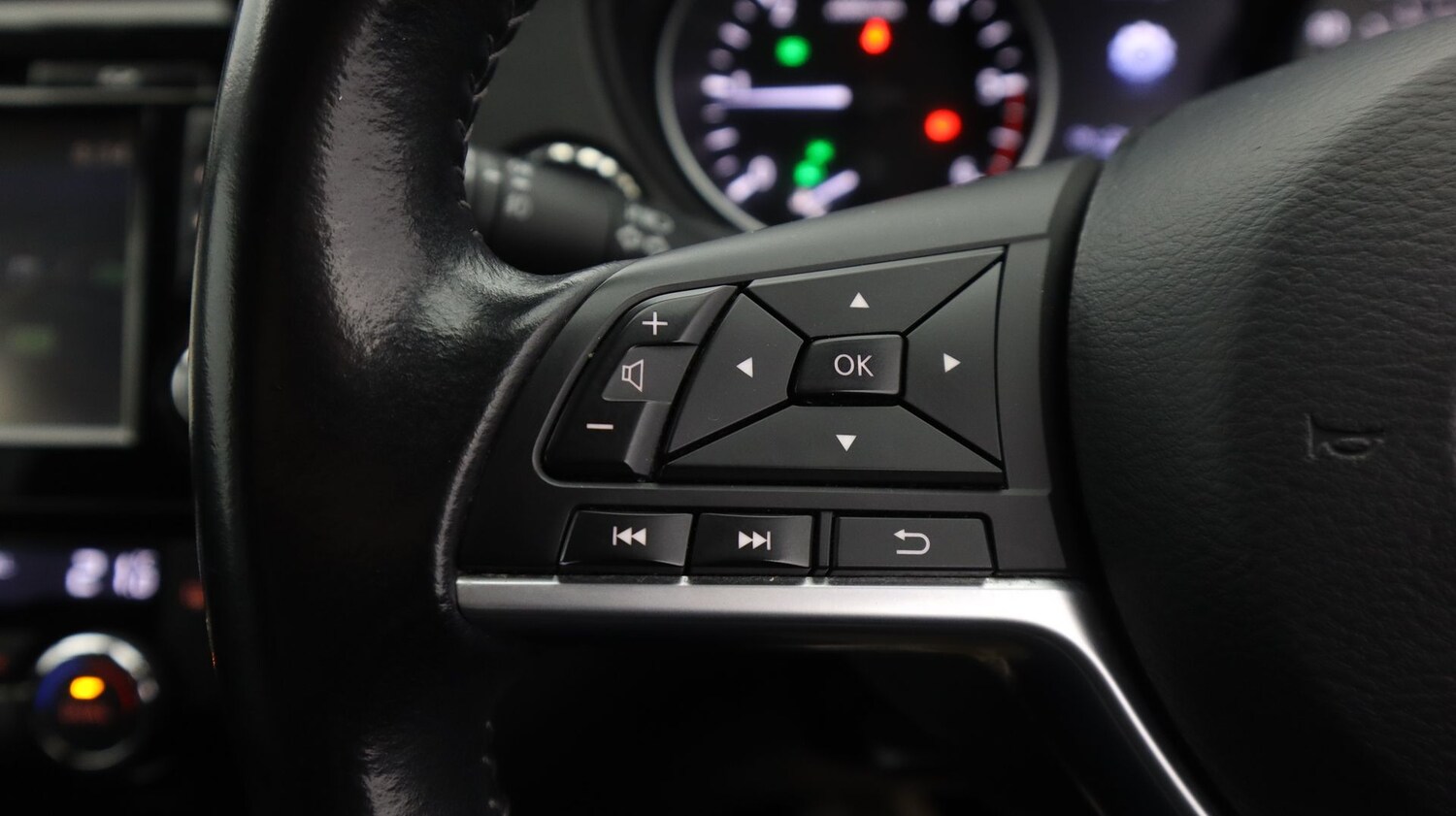 Used Nissan Qashqai 2019 for sale - 77802185: Photo 22