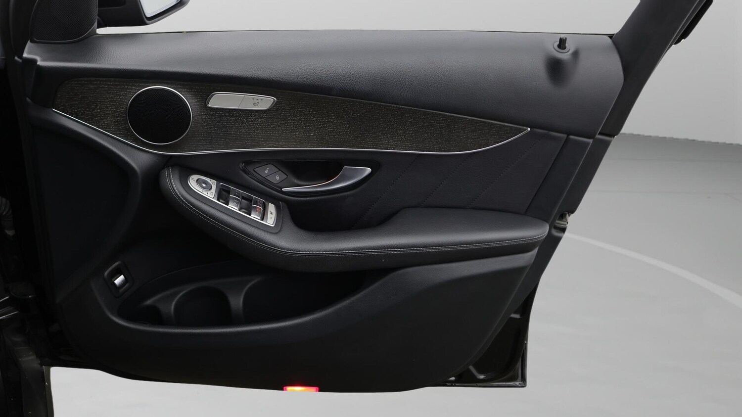 Used Mercedes-Benz GLC 2020 for sale - 76537689: Photo 16