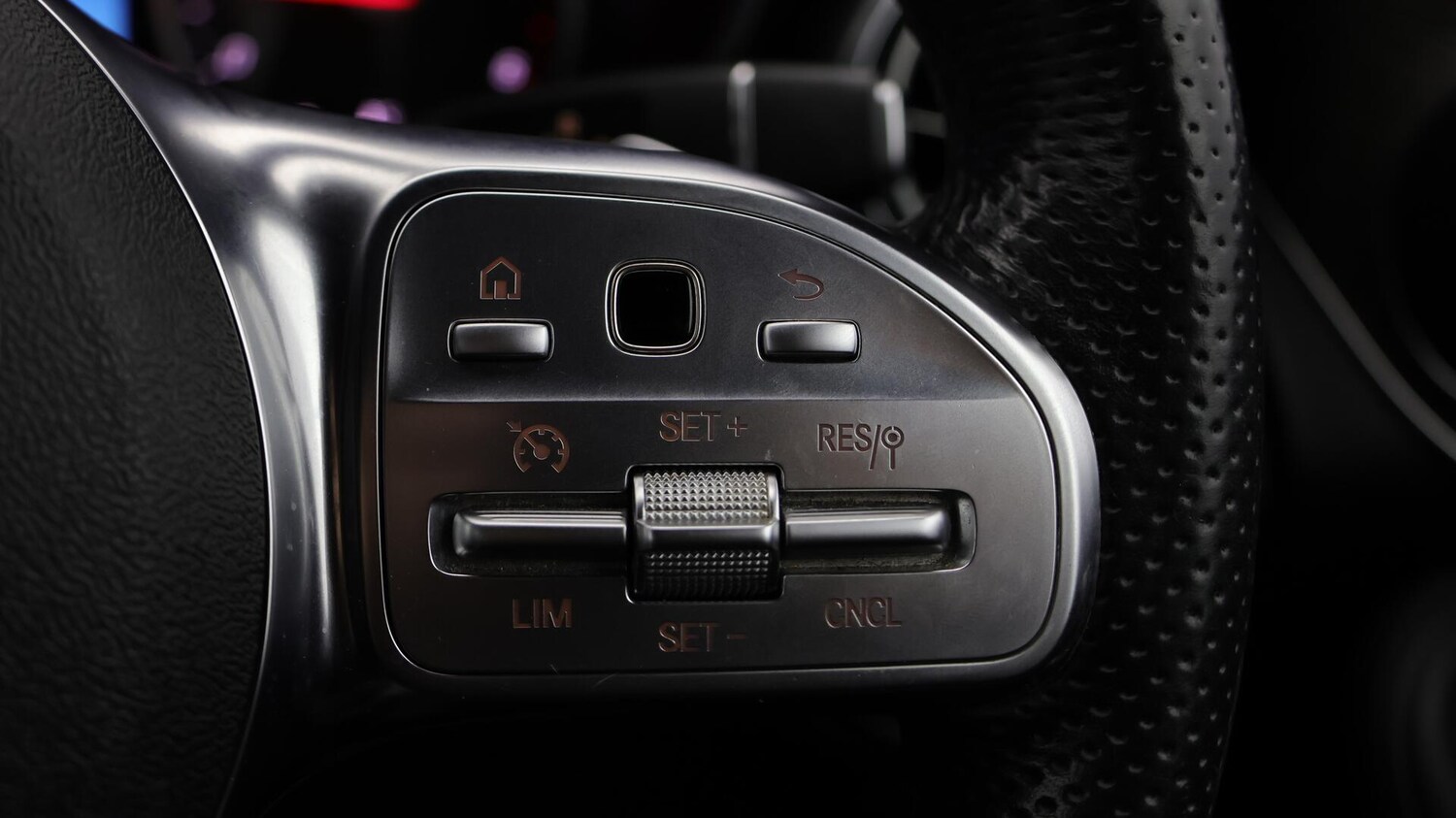 Used Mercedes-Benz GLC 2020 for sale - 76537689: Photo 25