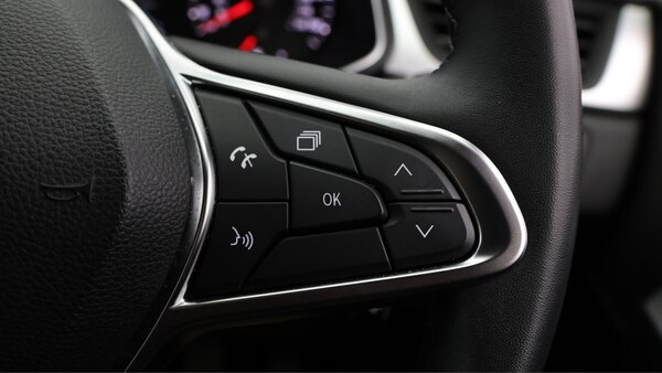 Used Renault Captur 2020 for sale - 76215557: Photo 23