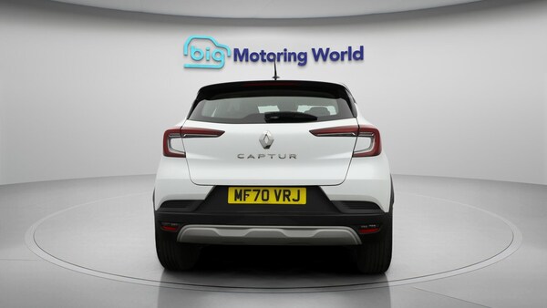 Used Renault Captur 2020 for sale - 76215557: Photo 7